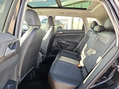 2026 Volkswagen Taos 1.5T SE Black