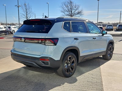 2026 Volkswagen Taos 1.5T SE Black