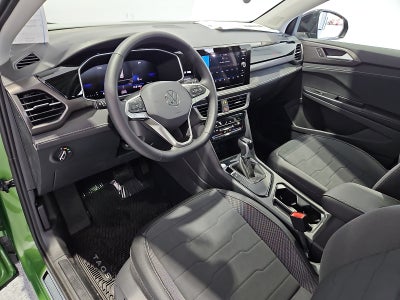 2026 Volkswagen Taos 1.5T SE Black
