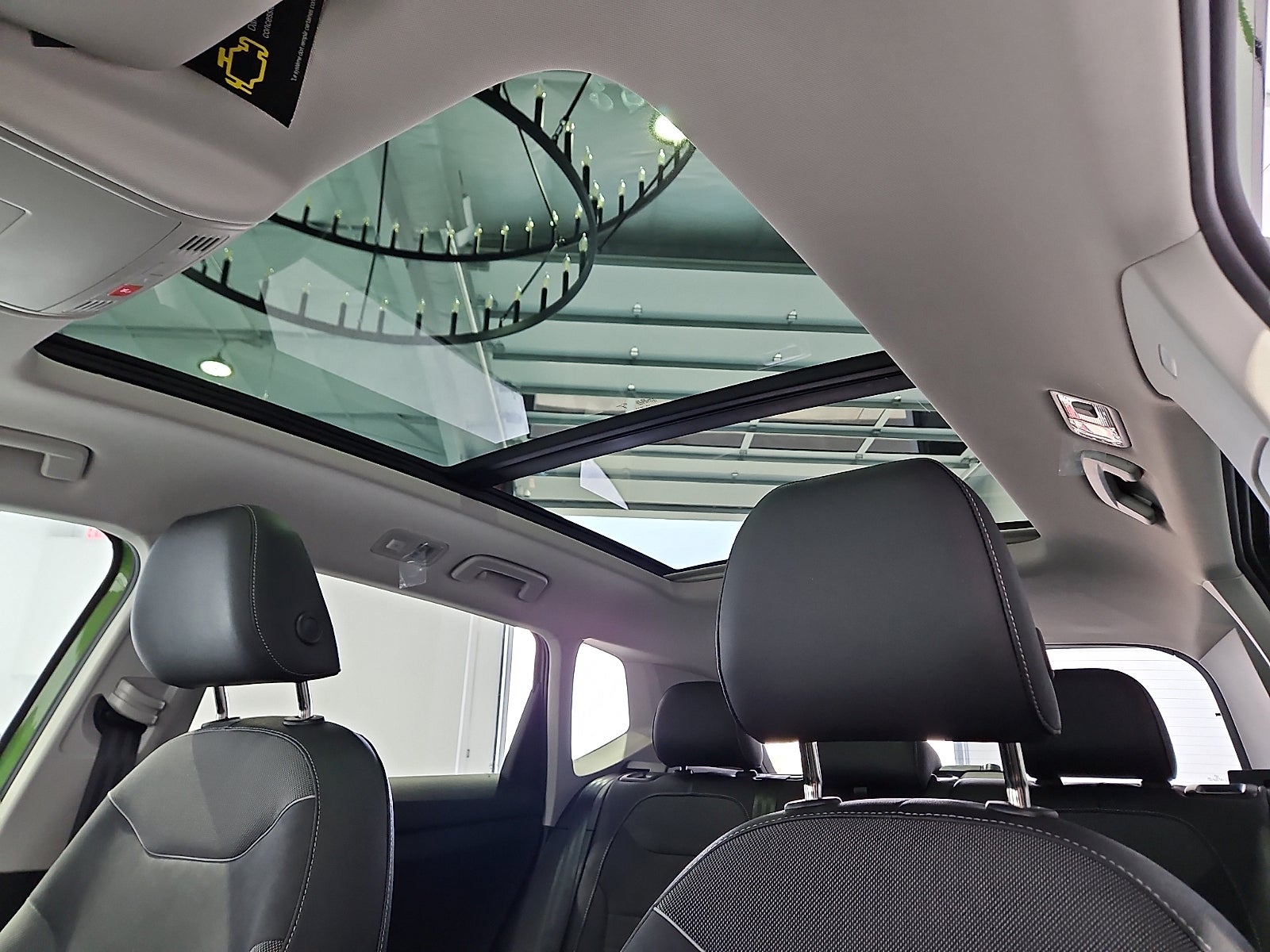 2026 Volkswagen Taos 1.5T SE Black