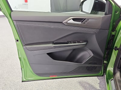 2026 Volkswagen Taos 1.5T SE Black