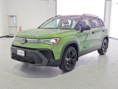 2026 Volkswagen Taos 1.5T SE Black