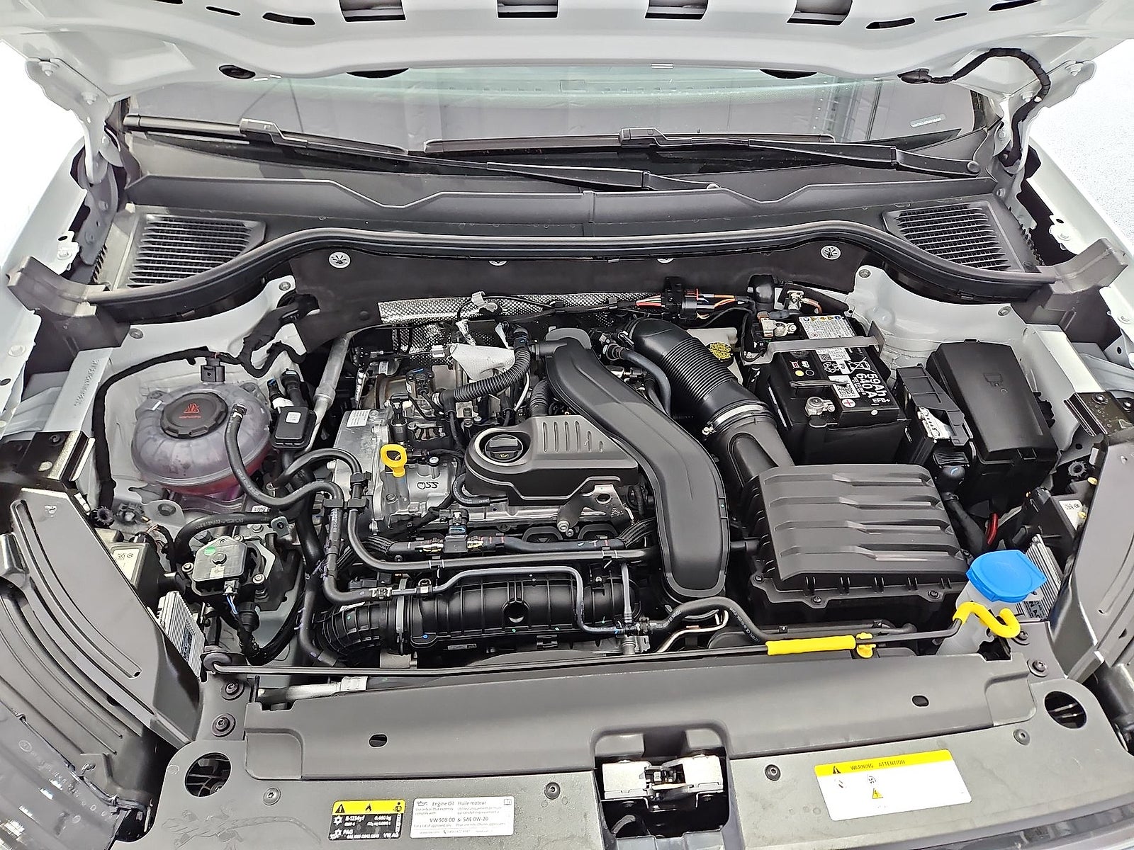 2026 Volkswagen Taos SE Black