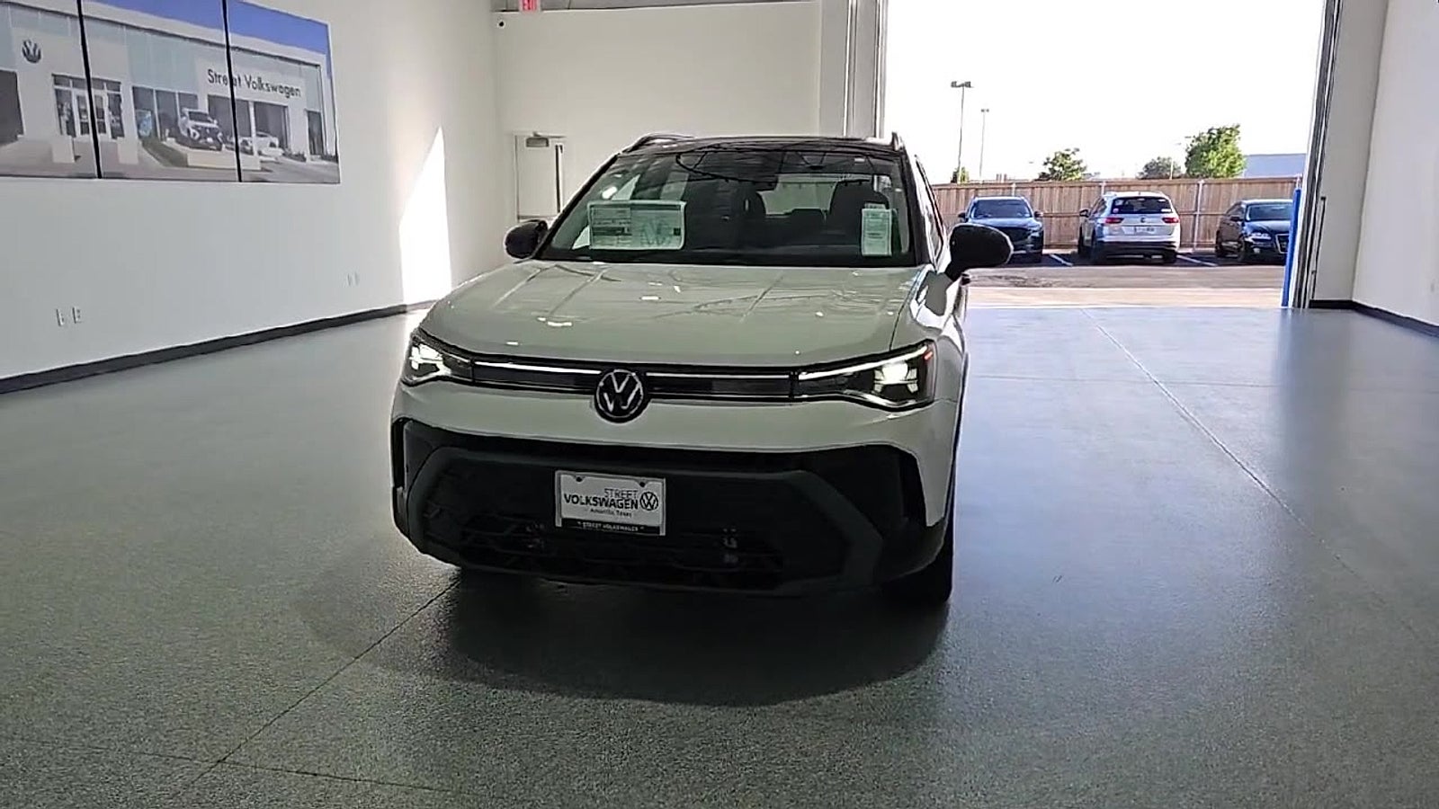 2026 Volkswagen Taos SE Black