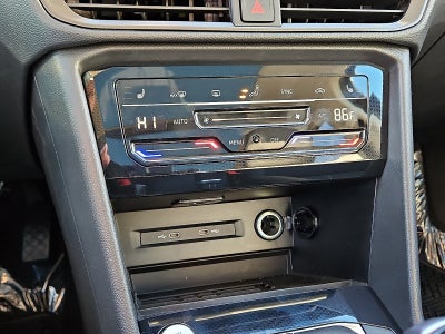 2026 Volkswagen Taos 1.5T SE Black