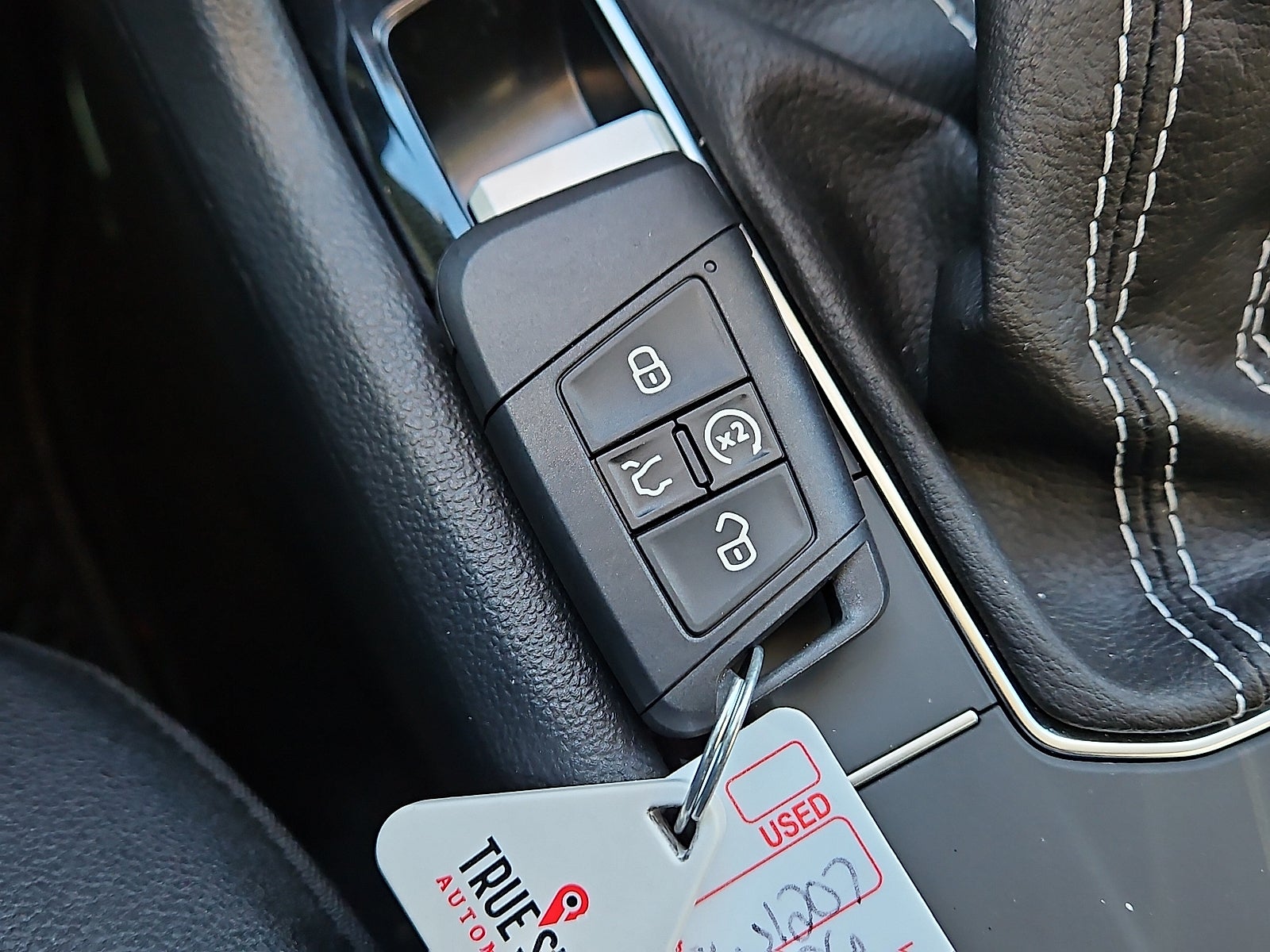 2026 Volkswagen Taos 1.5T SE Black