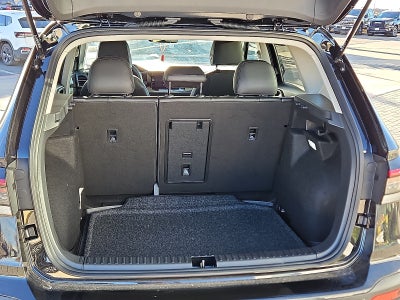 2026 Volkswagen Taos 1.5T SE Black