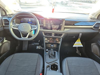 2026 Volkswagen Taos 1.5T SE Black