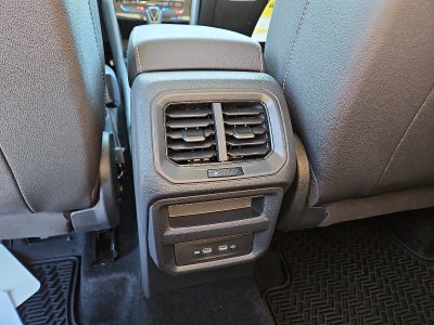 2026 Volkswagen Taos 1.5T SE Black