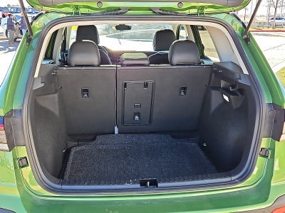 2025 Volkswagen Taos 1.5T SE Black