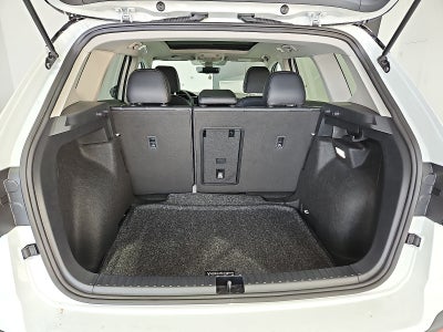 2026 Volkswagen Taos SE Black