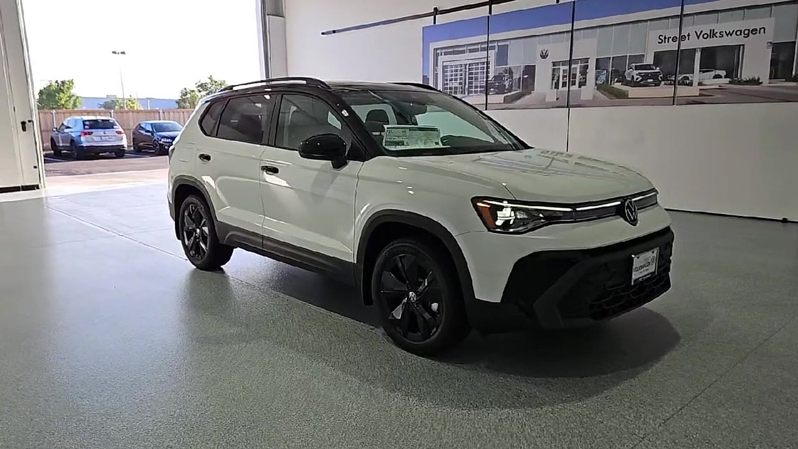 2026 Volkswagen Taos SE Black