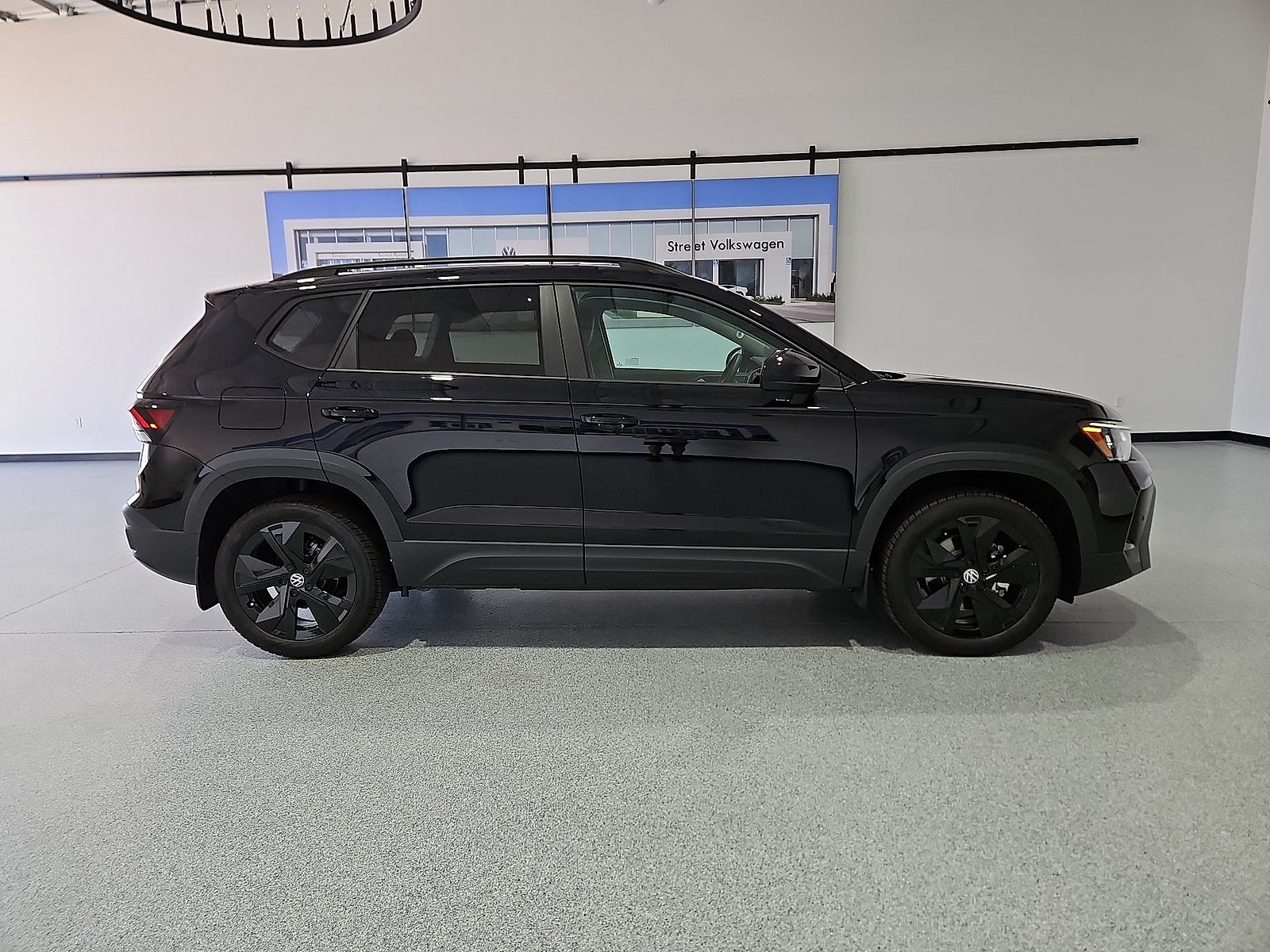 2026 Volkswagen Taos SE Black