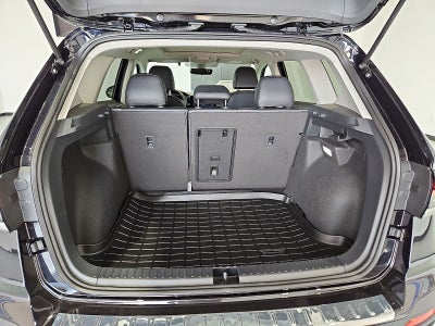 2026 Volkswagen Taos SE Black