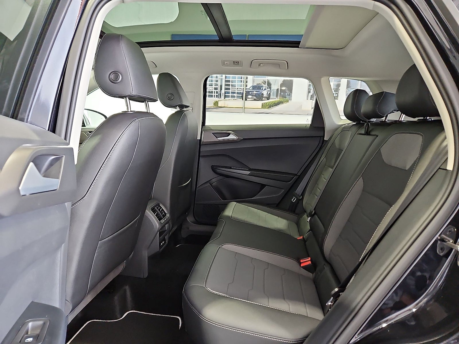 2026 Volkswagen Taos SE Black