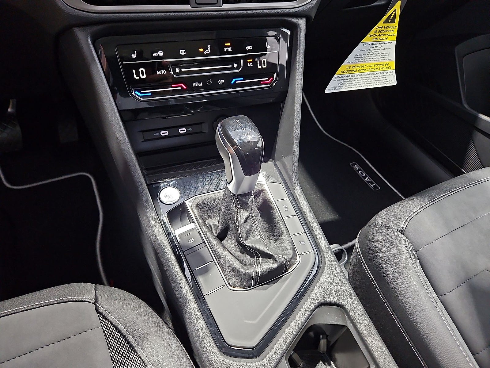 2026 Volkswagen Taos SE Black