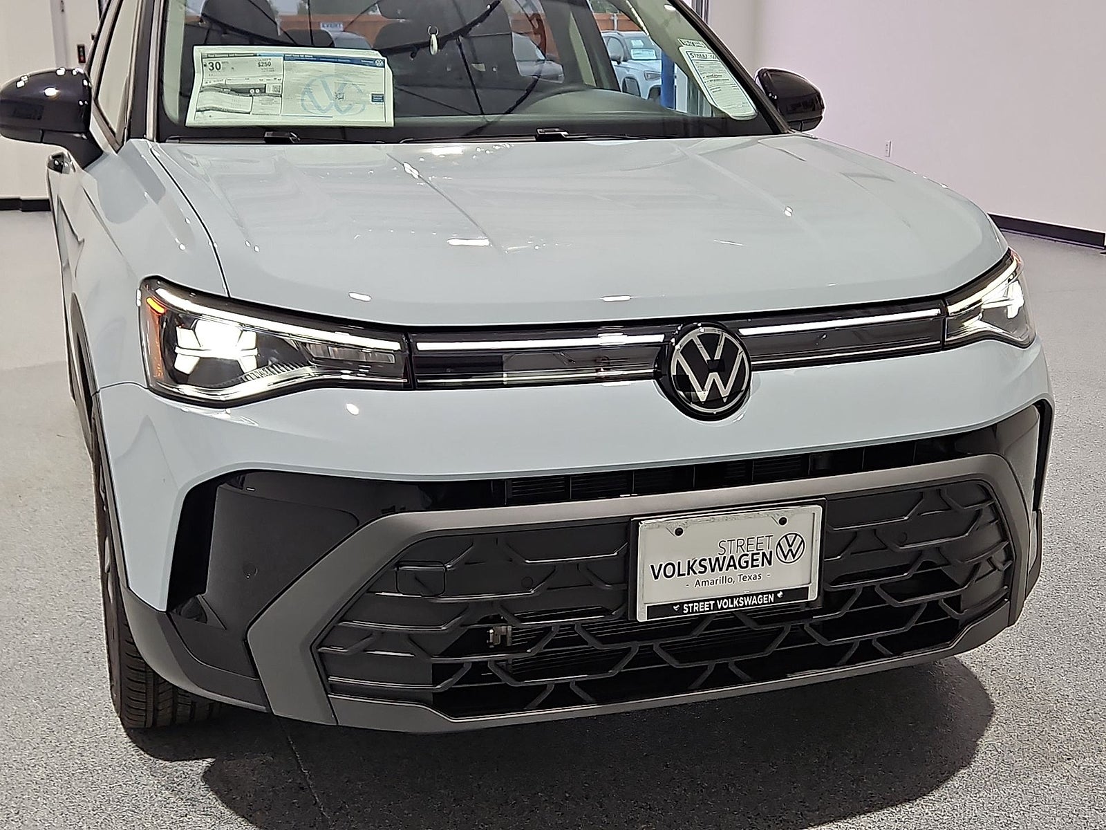 2027 Volkswagen Taos SE Black