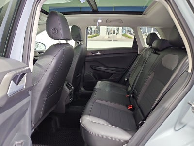 2027 Volkswagen Taos SE Black