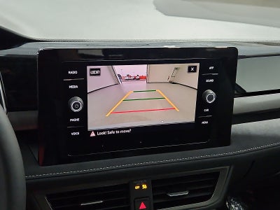 2027 Volkswagen Taos SE Black