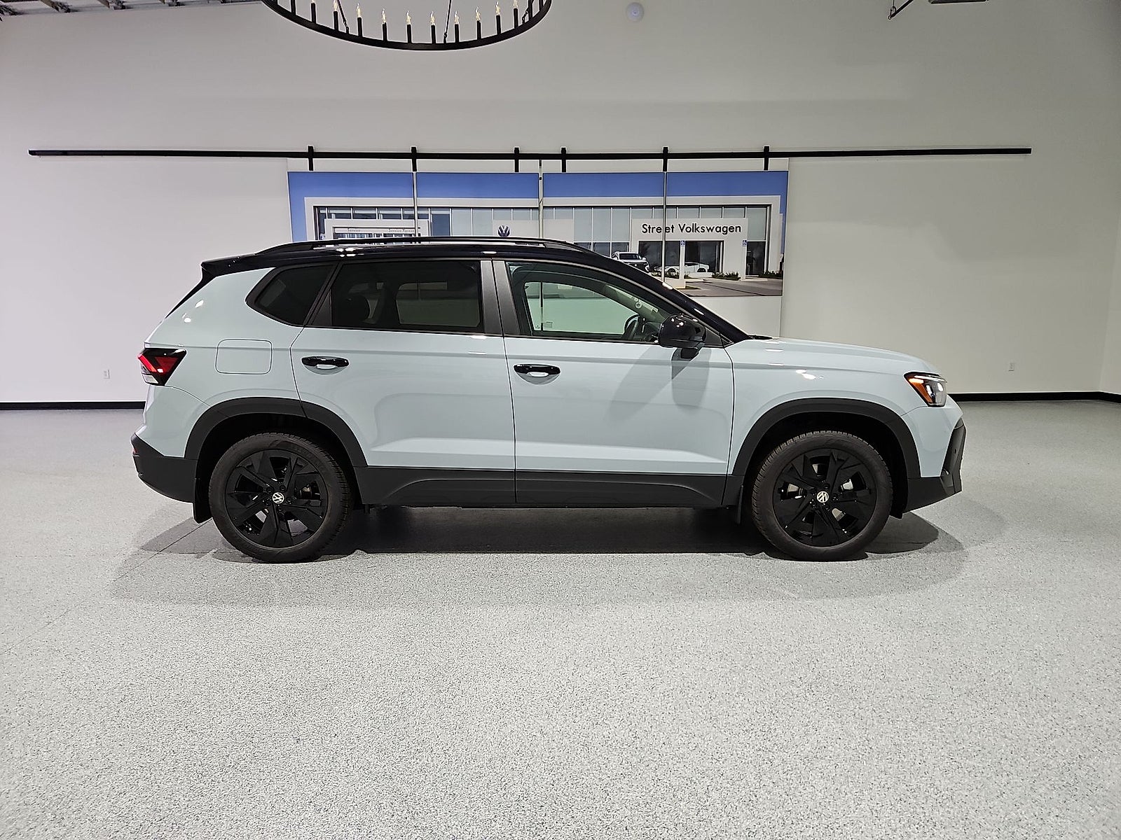 2027 Volkswagen Taos SE Black