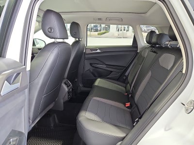 2027 Volkswagen Taos SE Black