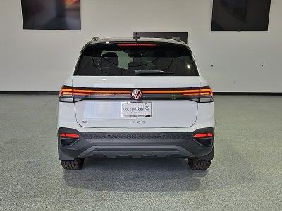 2027 Volkswagen Taos SE Black