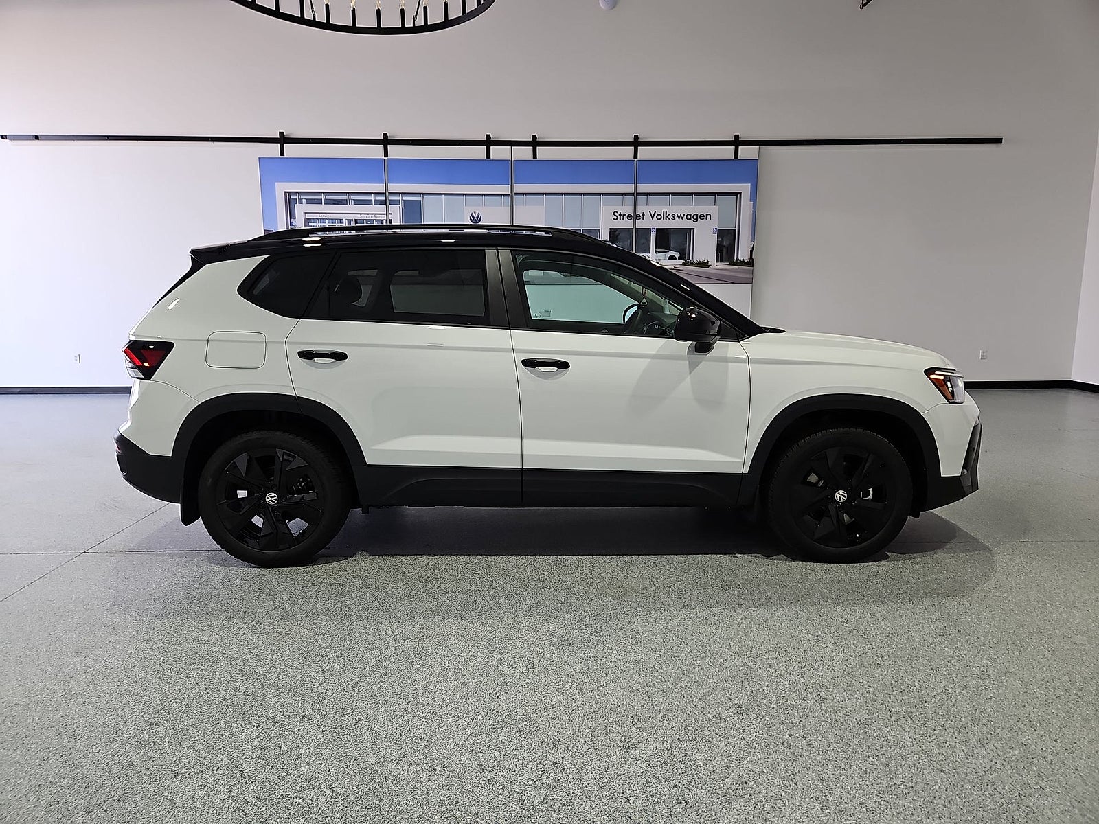 2027 Volkswagen Taos SE Black