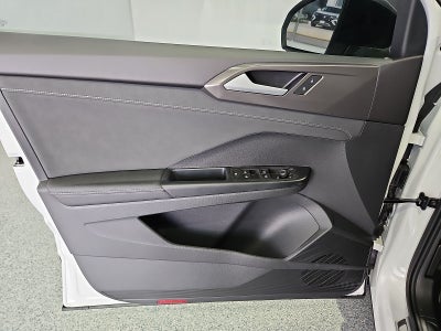 2027 Volkswagen Taos SE Black