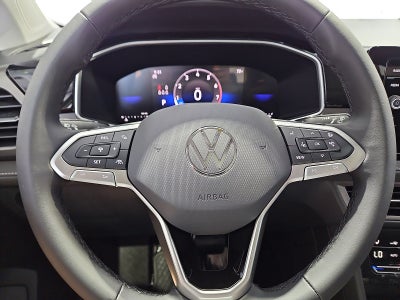 2027 Volkswagen Taos SE Black
