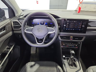 2027 Volkswagen Taos SE Black