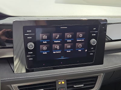 2027 Volkswagen Taos SE Black