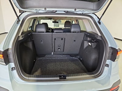 2027 Volkswagen Taos SE Black