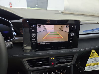2027 Volkswagen Taos SE Black