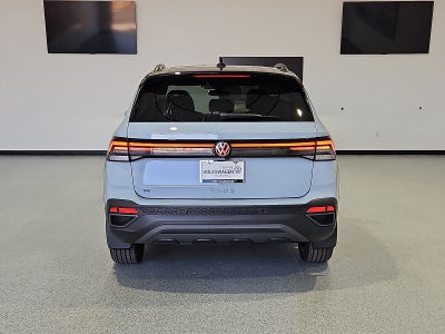 2027 Volkswagen Taos SE Black