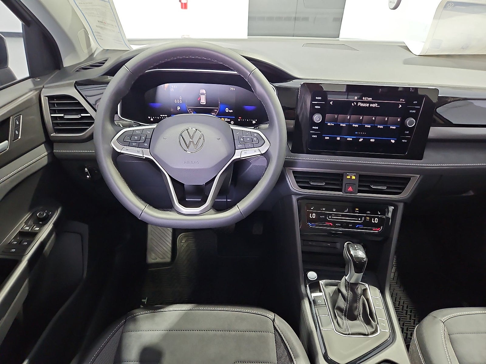 2027 Volkswagen Taos SE Black
