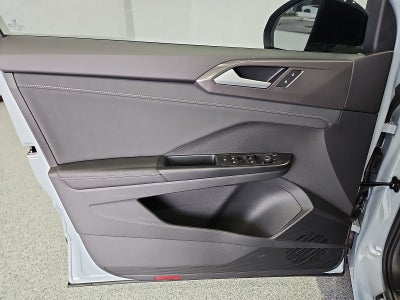 2027 Volkswagen Taos SE Black