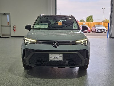 2027 Volkswagen Taos SE Black