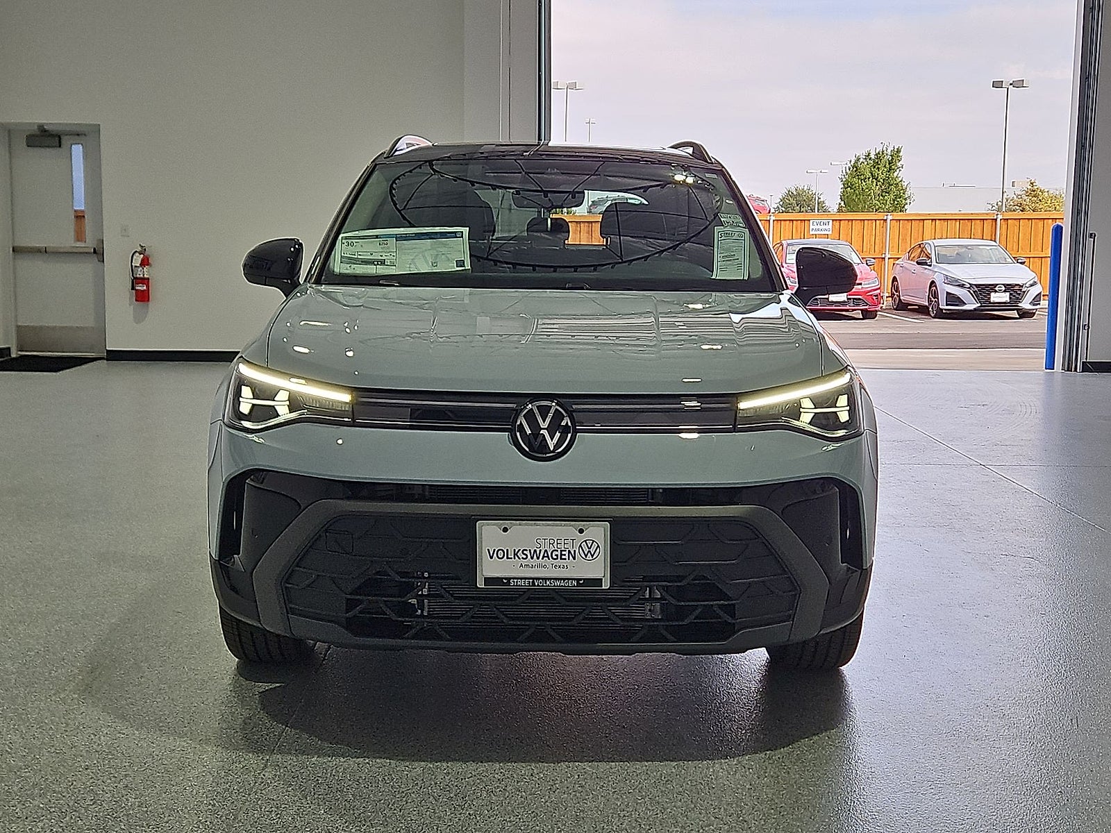 2027 Volkswagen Taos SE Black