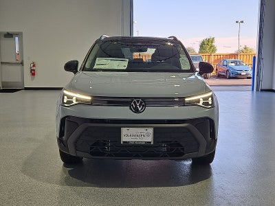 2027 Volkswagen Taos SE Black