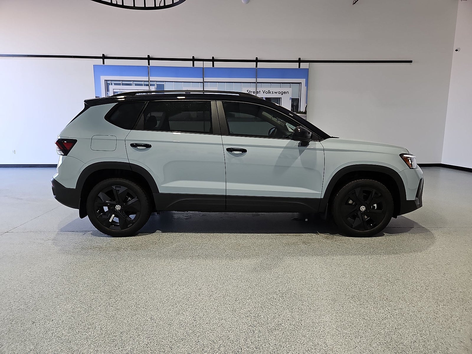 2027 Volkswagen Taos SE Black