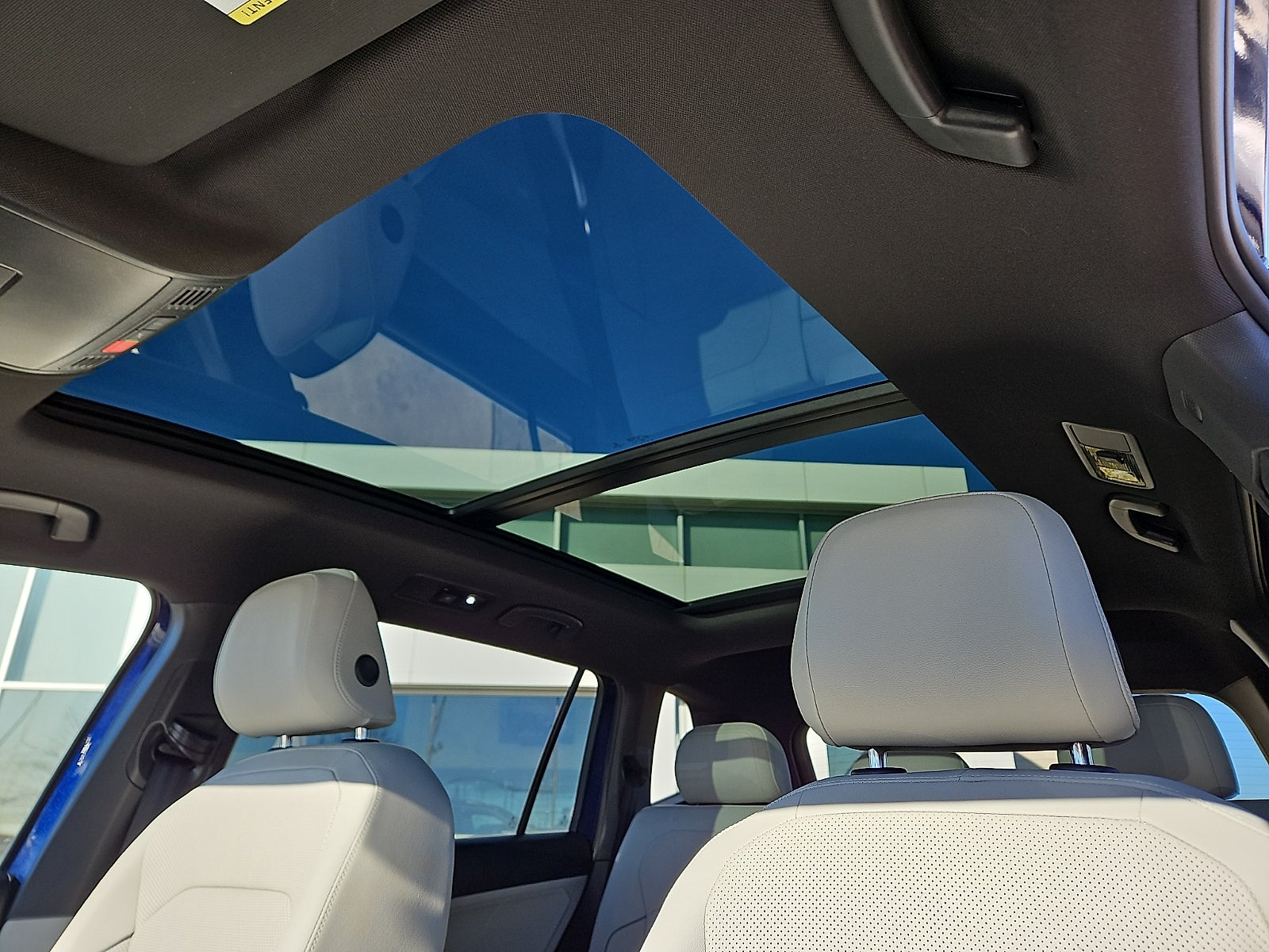 2022 Volkswagen Tiguan 2.0T SEL R-Line