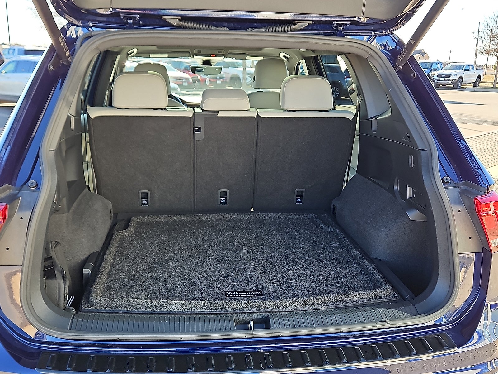 2022 Volkswagen Tiguan 2.0T SEL R-Line