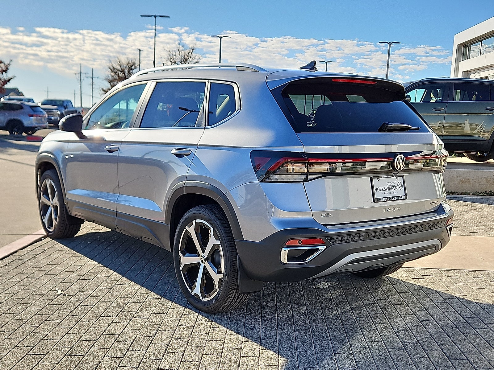 2026 Volkswagen Taos 1.5T SEL