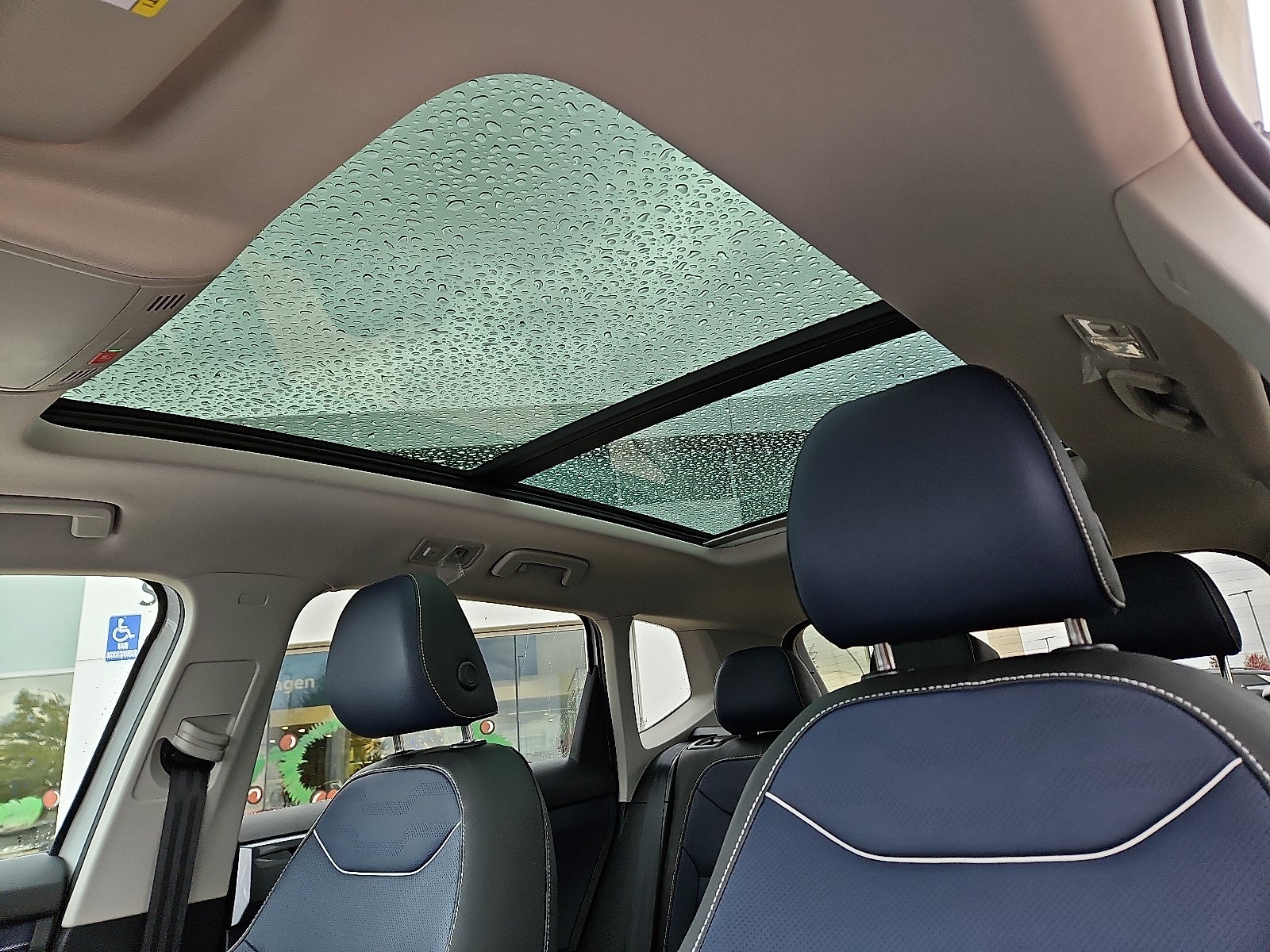 2026 Volkswagen Taos 1.5T SEL