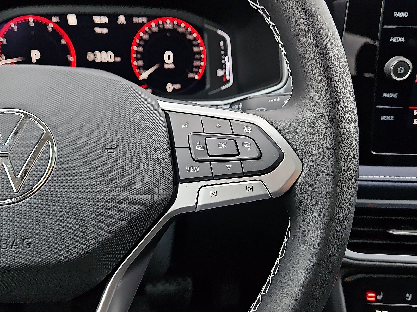 2026 Volkswagen Taos 1.5T SEL