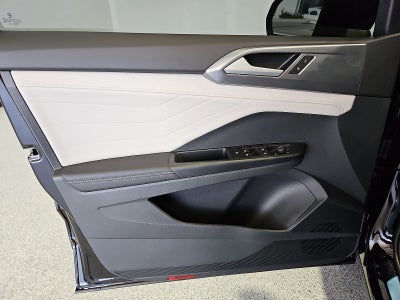 2026 Volkswagen Taos SEL