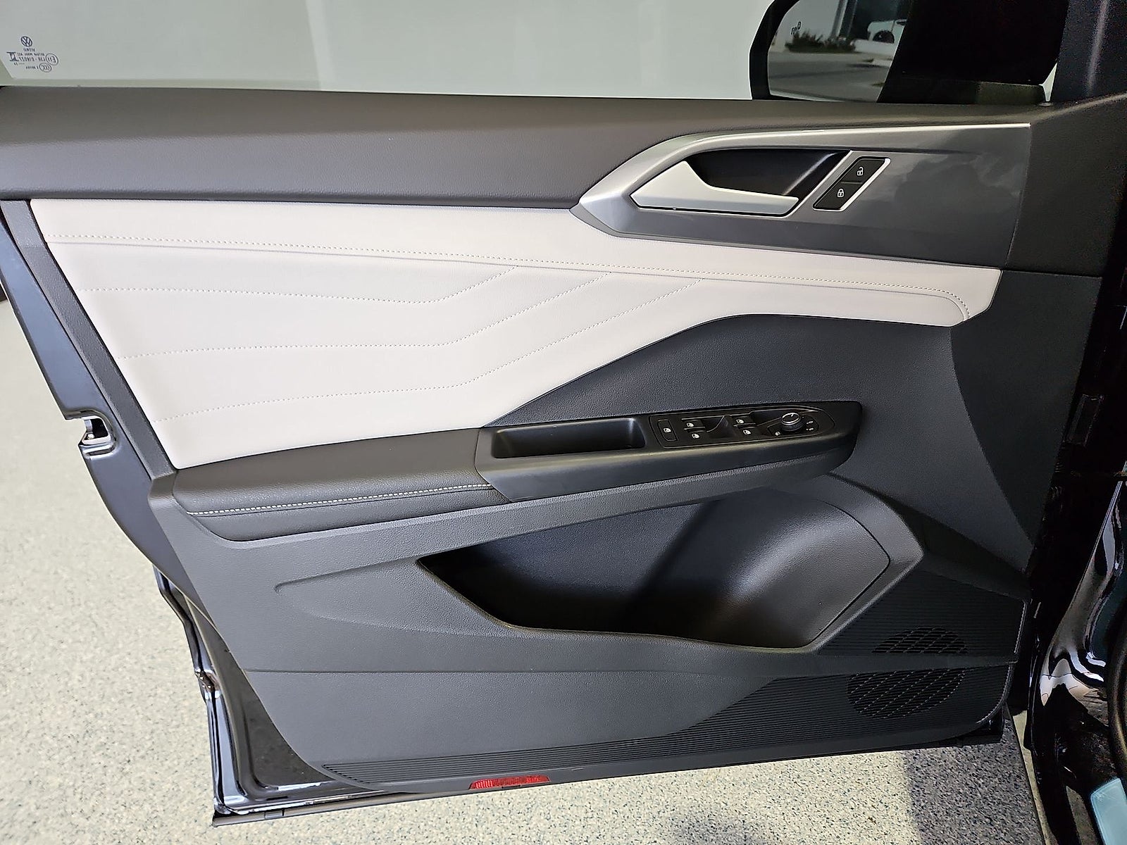 2026 Volkswagen Taos SEL