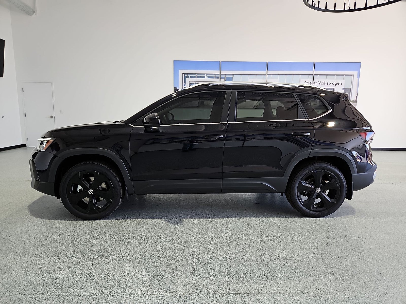 2026 Volkswagen Taos SEL