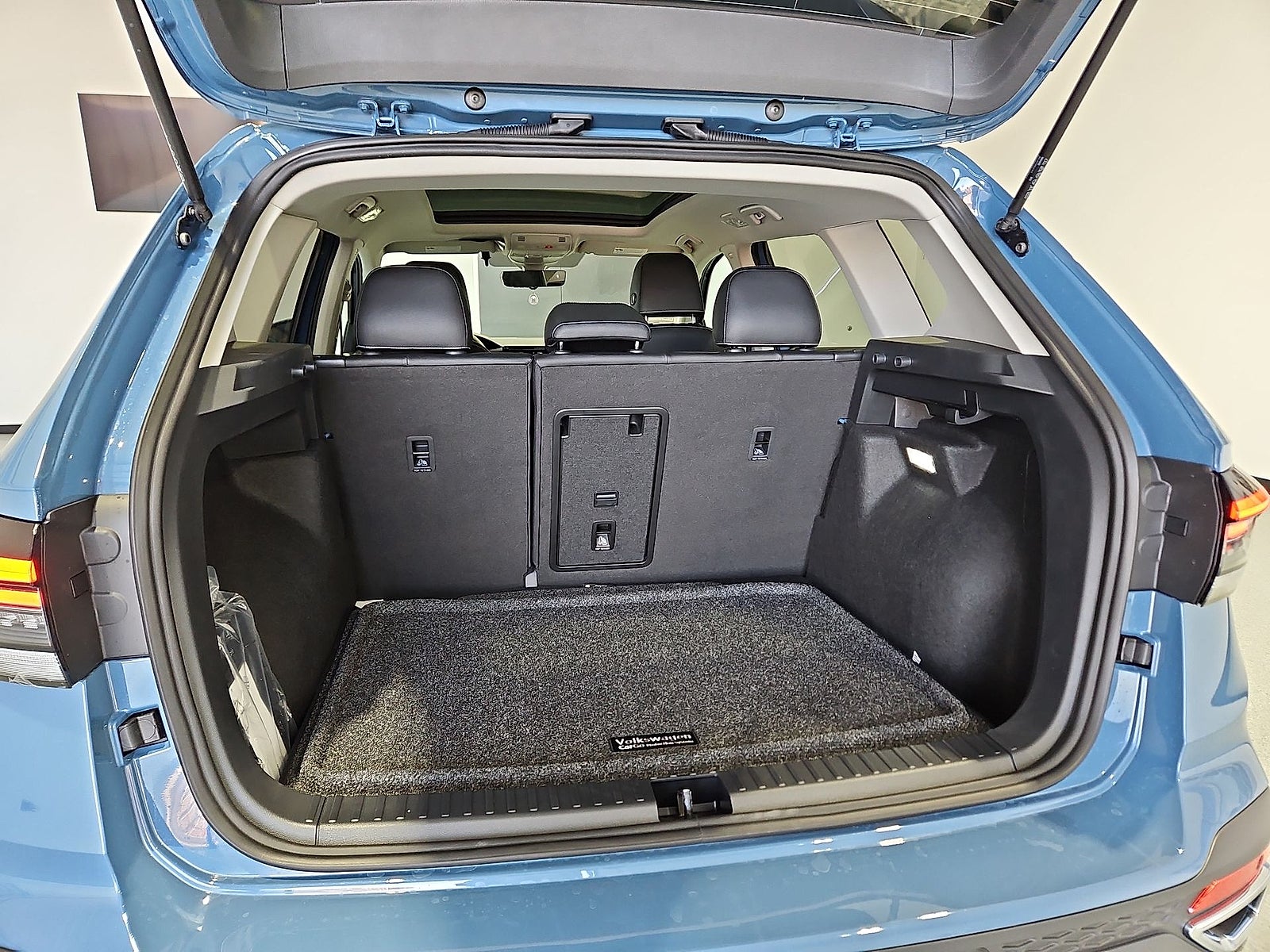 2027 Volkswagen Taos SEL