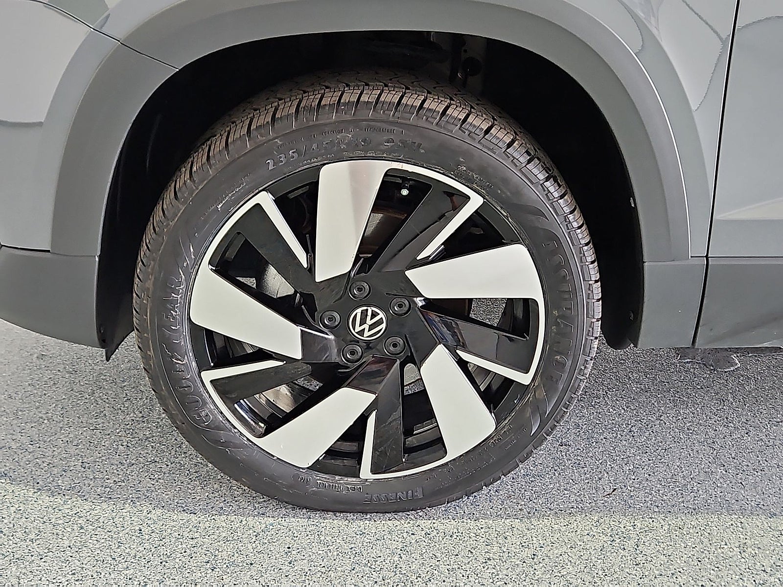 2024 Volkswagen Taos 1.5T SEL